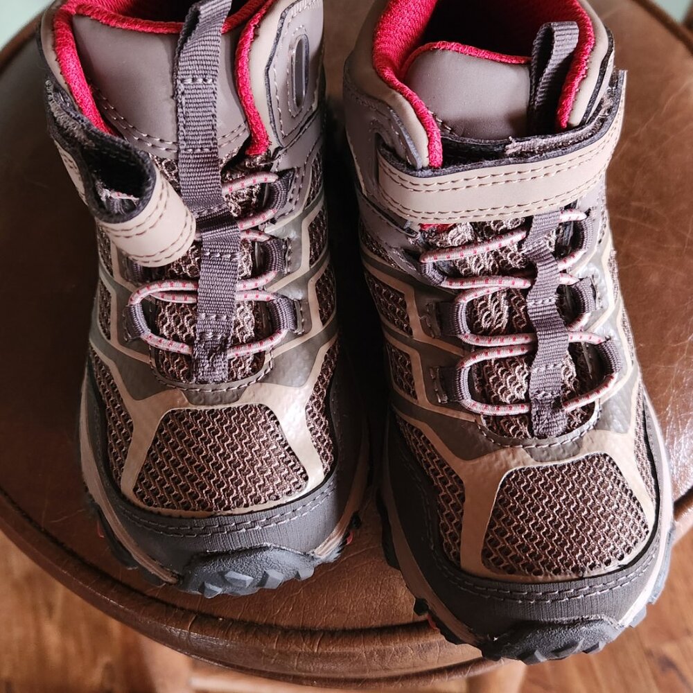 Merrell Kids Boots - Gray and Red - Picture 2 of 5